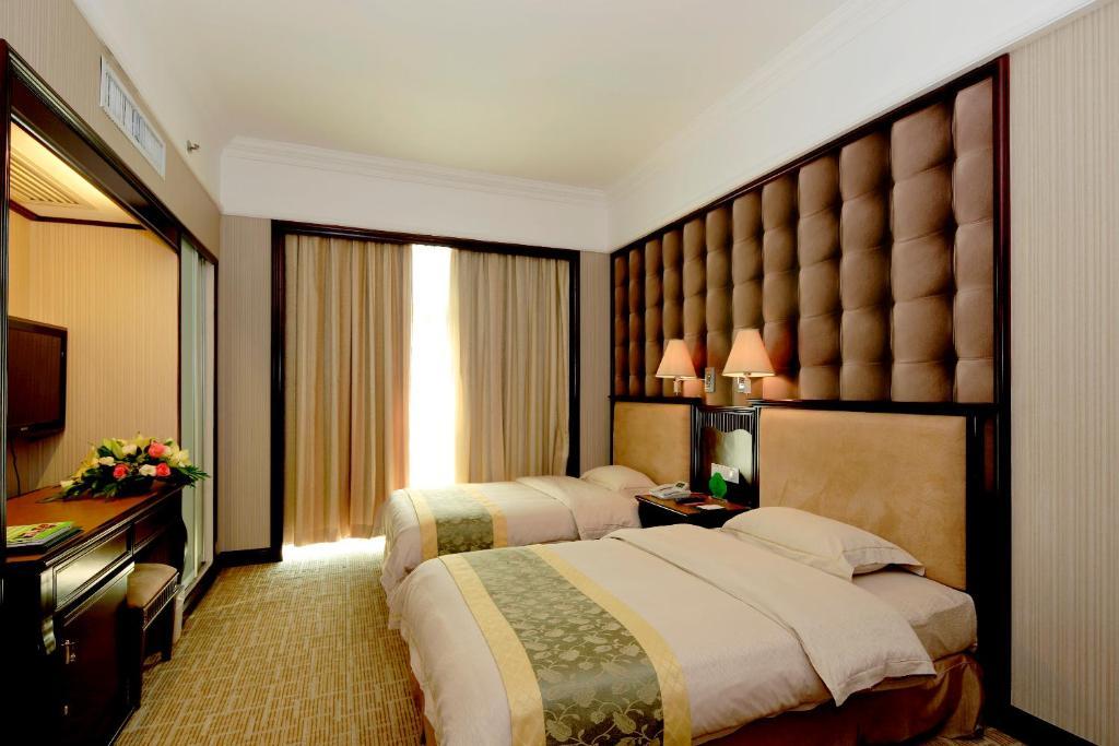 Guangzhou Nanfang Yiyuan Hotel Exterior photo