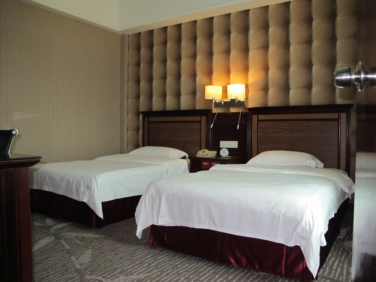 Guangzhou Nanfang Yiyuan Hotel Exterior photo