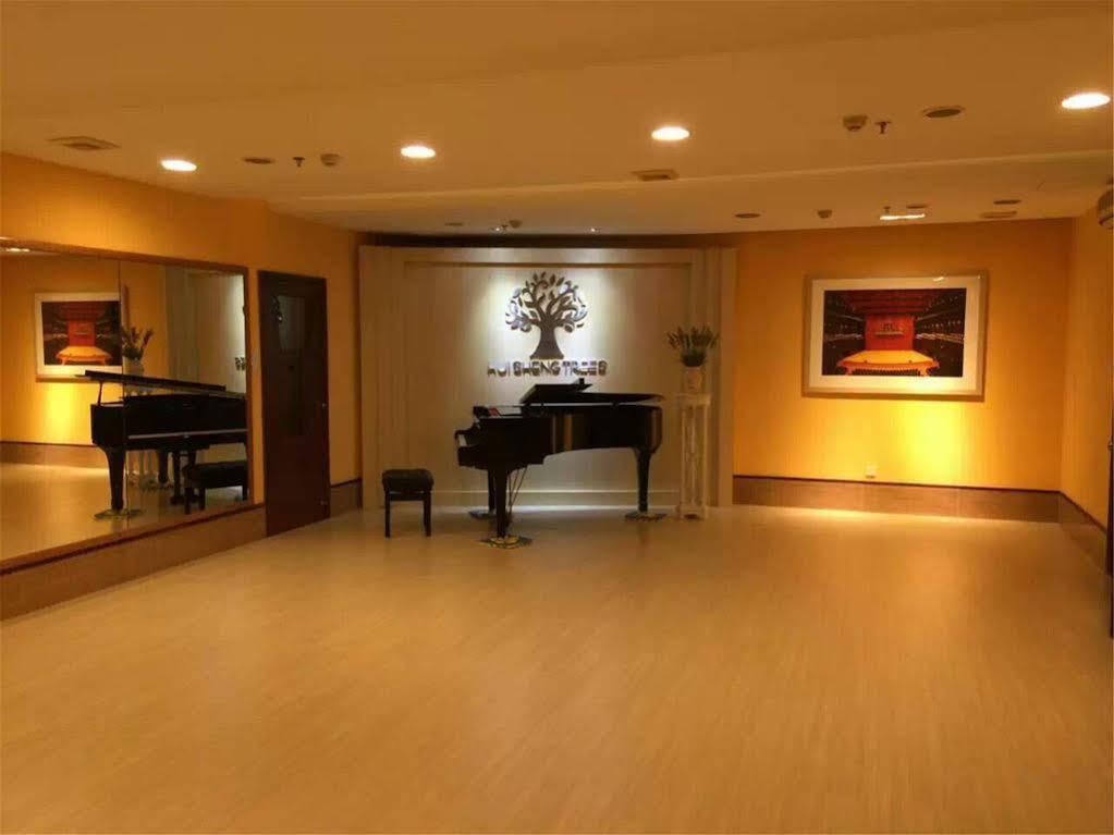 Guangzhou Nanfang Yiyuan Hotel Exterior photo